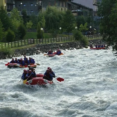 Des Roses Hotel 3*